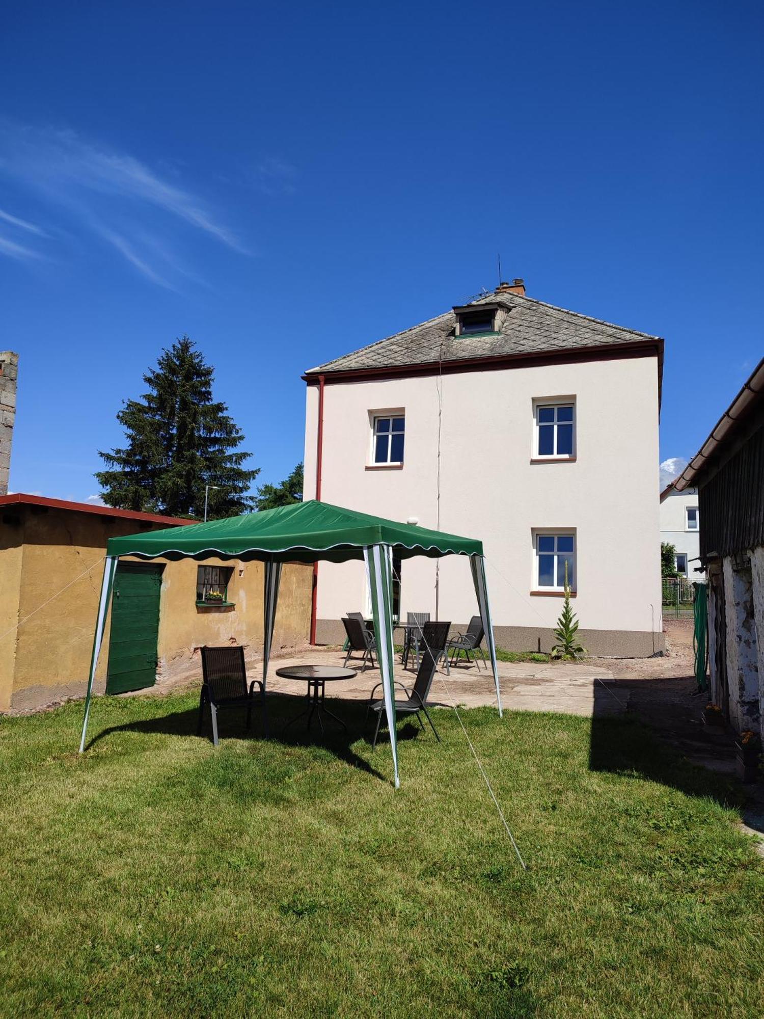 Apartmany Hvezdecka Broumov Exterior foto